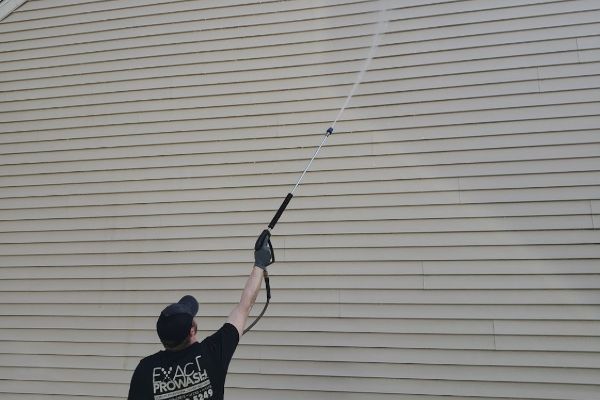Pressure Washing in Cleveland OH