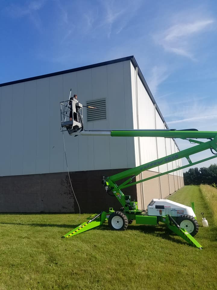 Window Cleaning in Cleveland OH